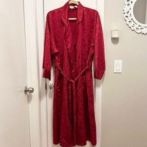 Vintage Victoria Secret Gold Label Red Floral Silky Sateen Long Robe S
